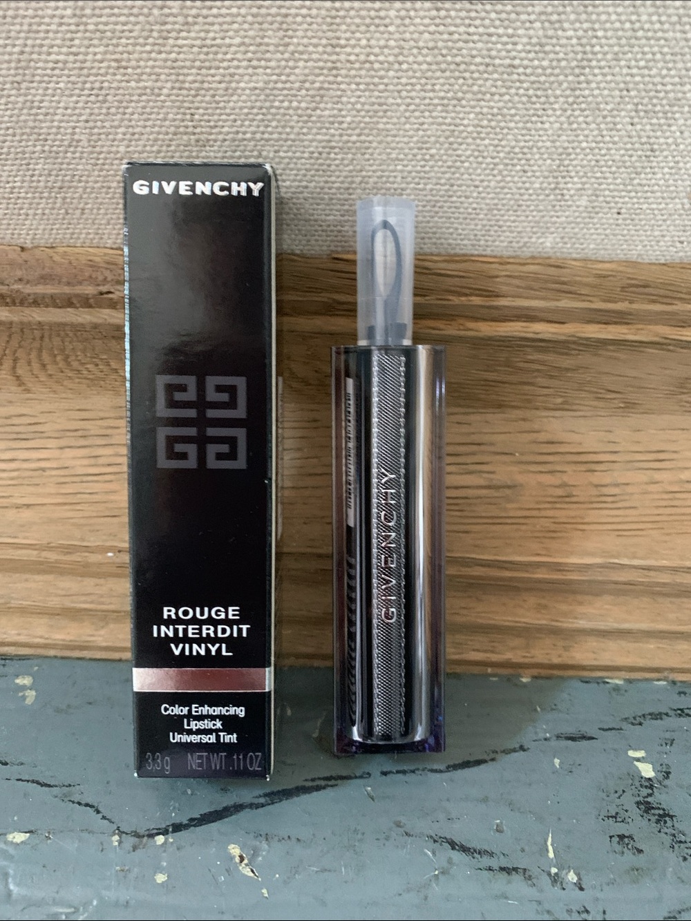 it cosmetics Lipstick - Black and Silver Packaging